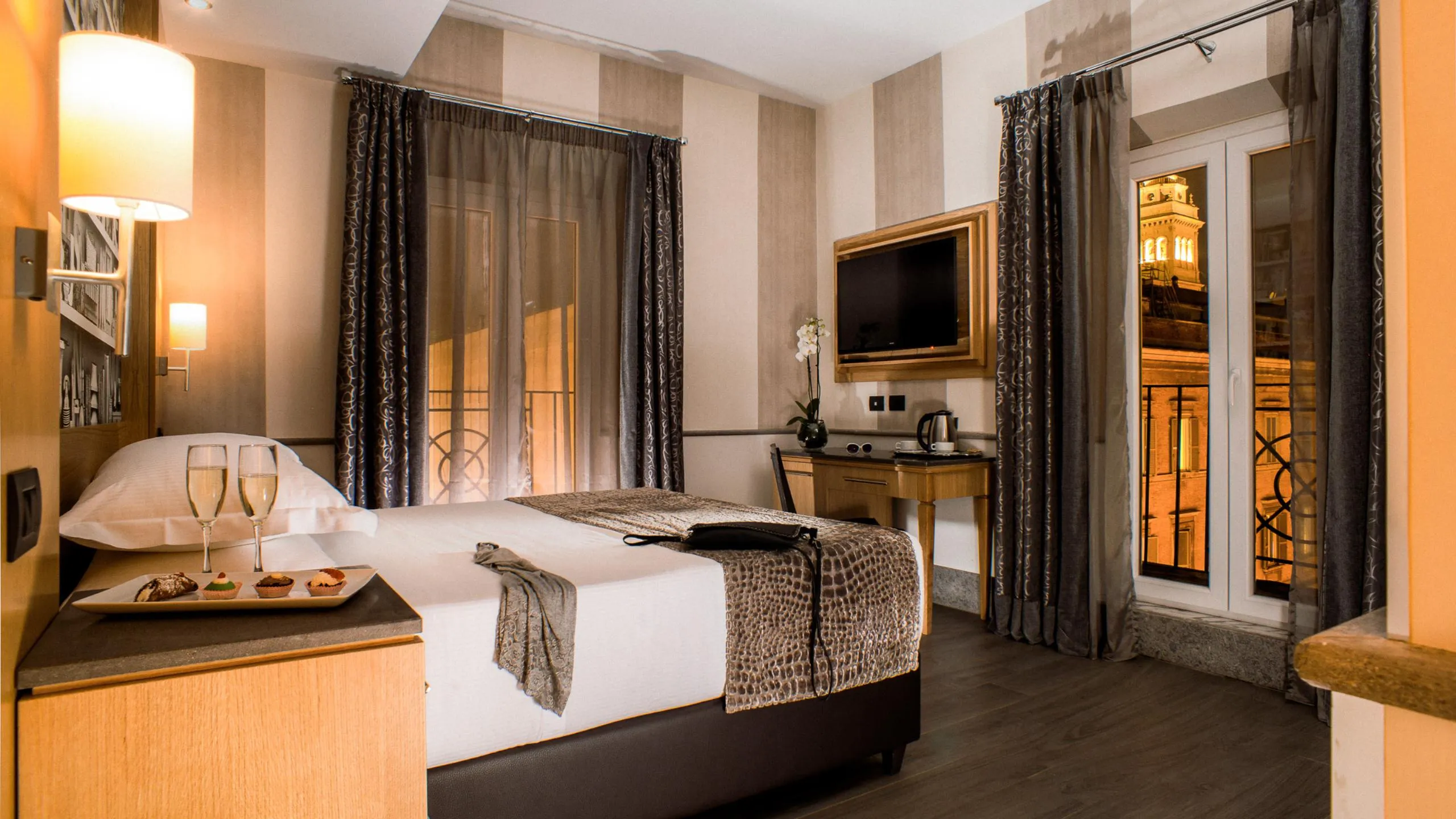 Royal-Court-Hotel-Roma-Termini-via-marghera-italia-2-deluxe-double-dependance-3